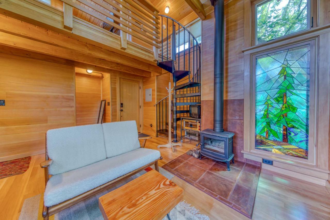 Tabor Treehouse Hotel *